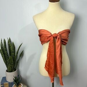 ❄️ Nasty Gal NWT Satin Bandeau Top Peach size 2